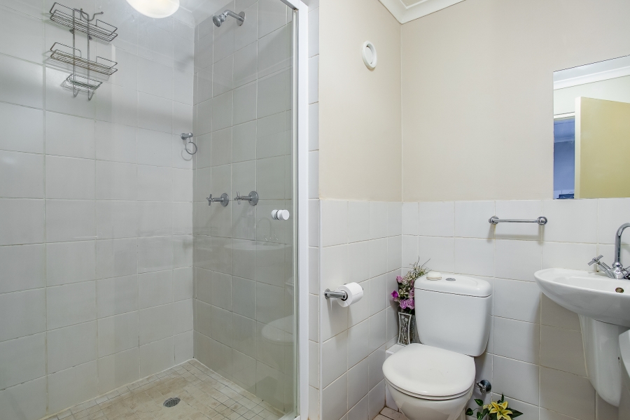 1 Bedroom Property for Sale in Wellington Central Western Cape